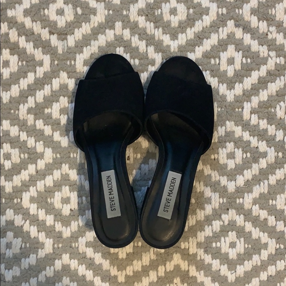 Steve Madden Black Mules
